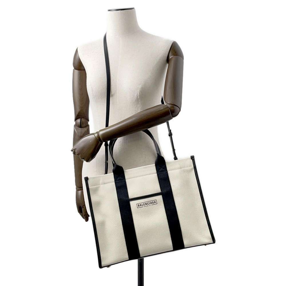 Balenciaga Tote Bag Logo Canvas Black White - Picture 5 of 11